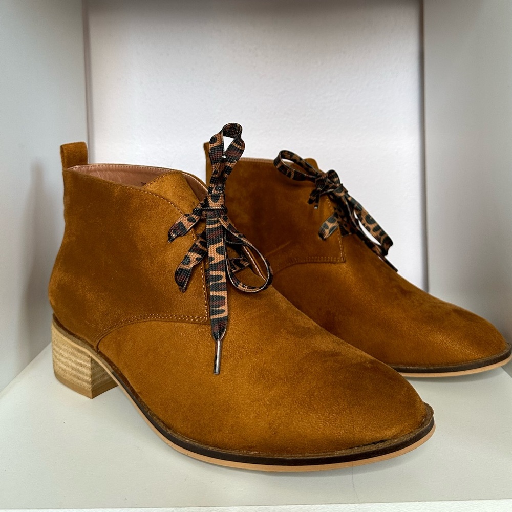 💥 BOGO 💥 NWOT: Corky’s Totes Booties in Cognac 11 - Picture 6 of 10